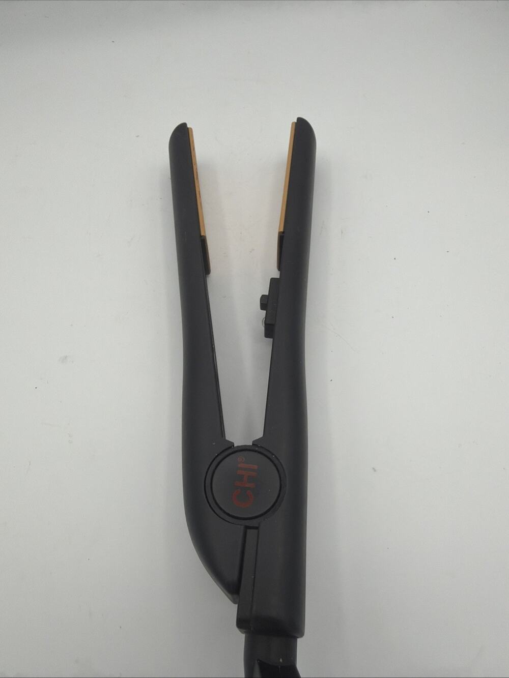 Chi Air Expert Flat Iron Tourmaline Ceramic Hairstyling 1" Global Beauty Black